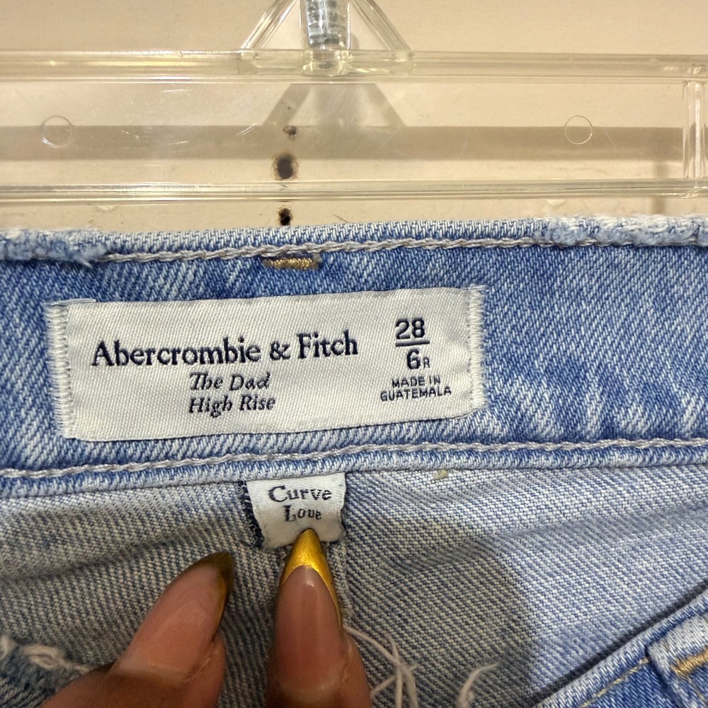 Abercrombie & Fitch Curve Love The Dad High Rise Crossover Jean Light Wash 28 6R - Picture 7 of 9